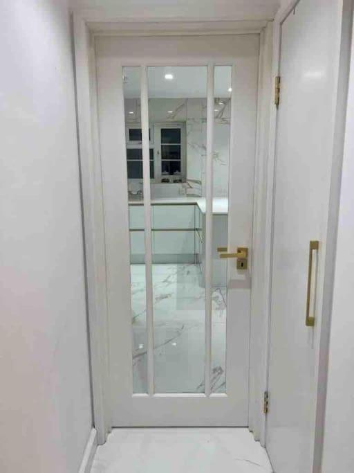 Premium Private Apartment Minutes To Central London Bagian luar foto