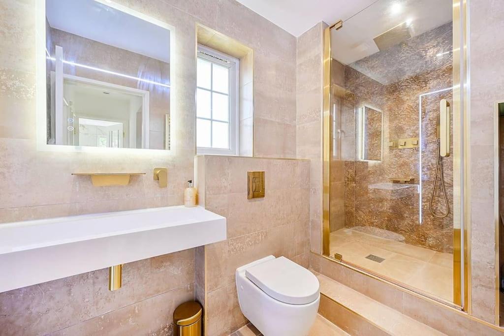 Premium Private Apartment Minutes To Central London Bagian luar foto